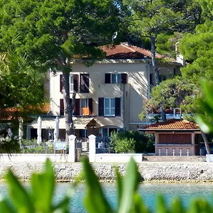 Diana Bed & Breakfast